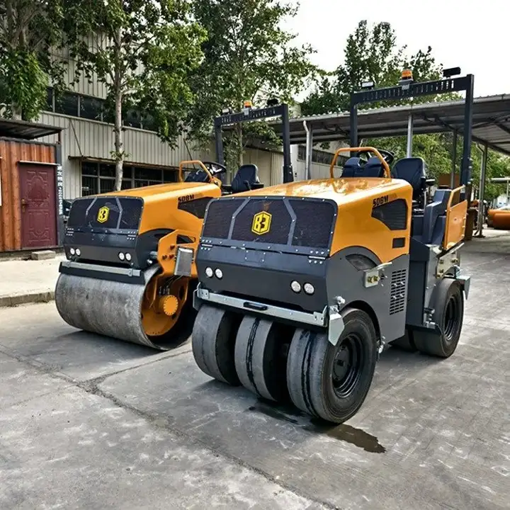 Tandem Rubber-Wheel Roller — image 2
